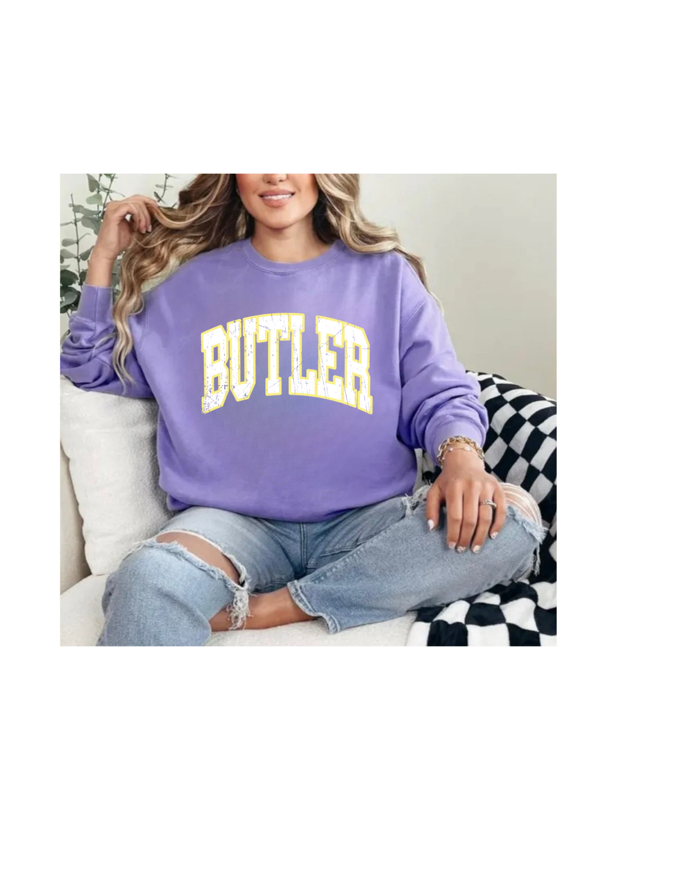 Butler Unisex garment-dyed sweatshirt